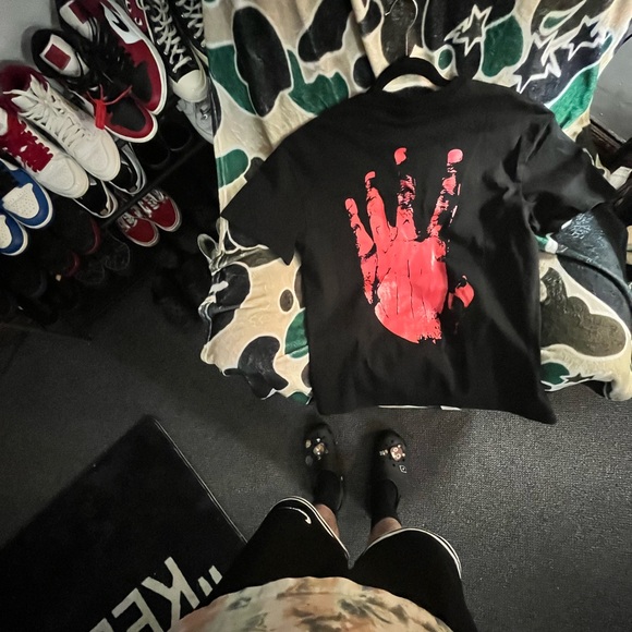 REVENGE BLOODY TEE - Picture 2 of 2